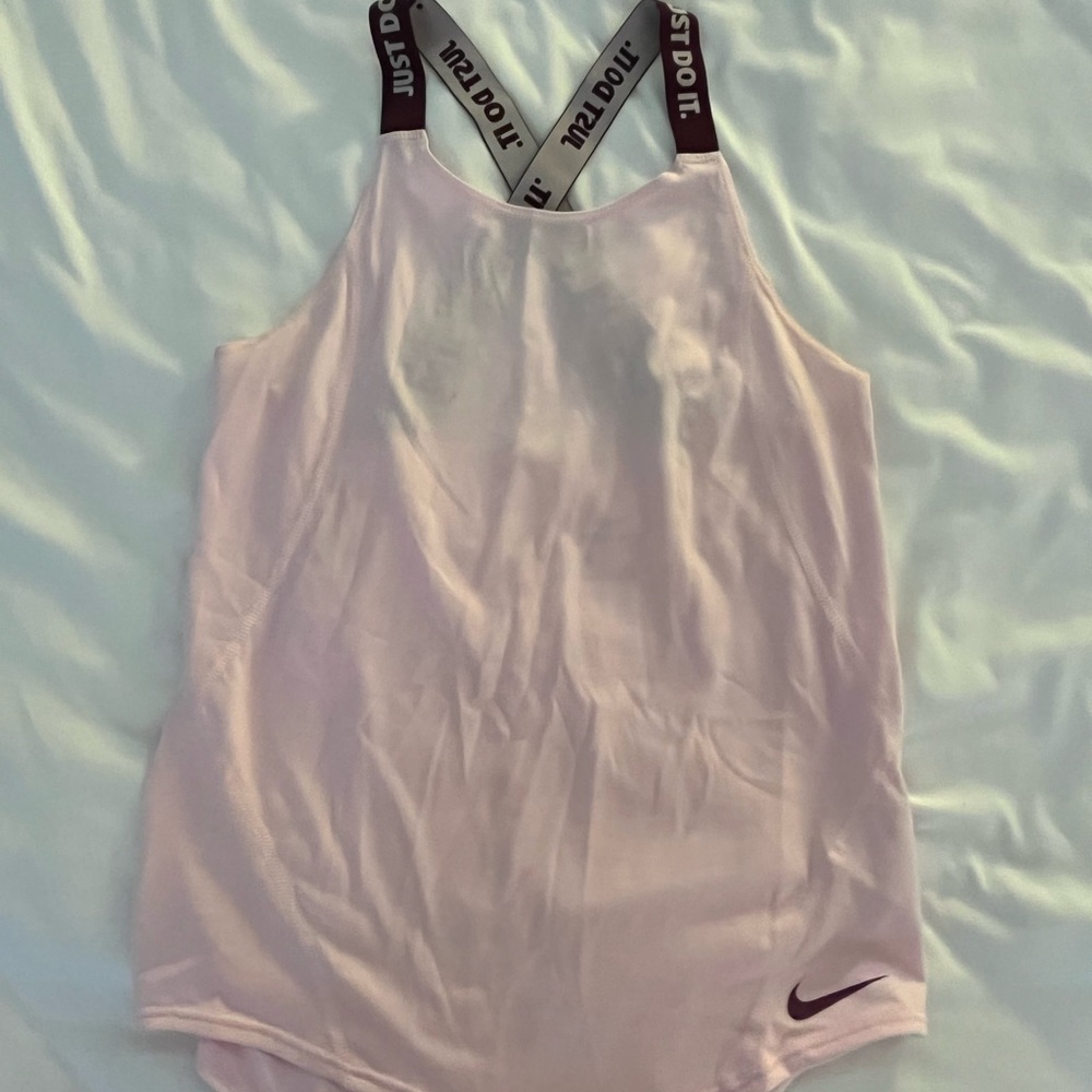 Nike big kids workout tank size L